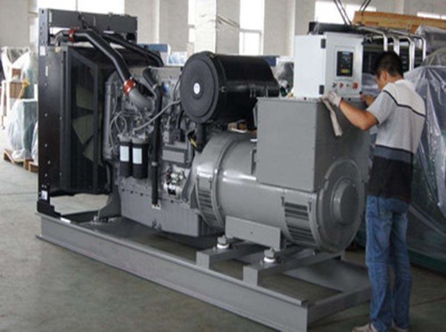 平江柴油发电机组和储能设备配合使用的案例