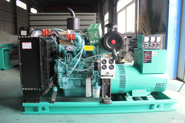 平江如何判断机油是否需要更换？