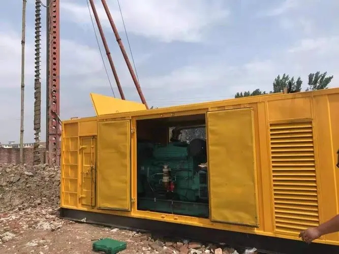 平江清洗空气滤清器时需要注意什么？