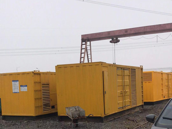 平江100kw柴油发电机组每小时油耗？