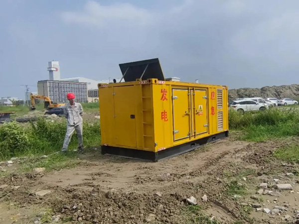 平江冬季低温环境下，发电机组启动电瓶的容量需求是否会增加？