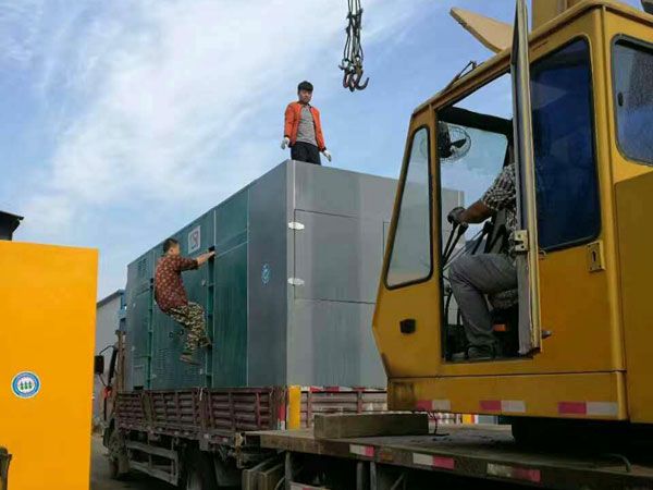 平江更换水冷式机油散热器密封件的操作流程是怎样的？